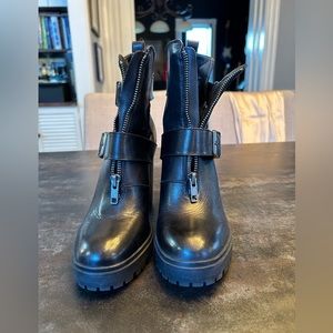 Steve Madden Boot with heel